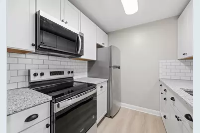 230 Eastern Avenue #101, Manchester, NH 03104 - Photo 2