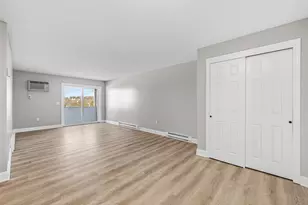 230 Eastern Ave, Manchester, NH 03104 - Photo 8