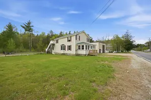 372 Owl St, Campton, NH 03223 - Photo 2