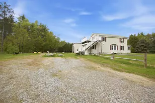 372 Owl St, Campton, NH 03223 - Photo 10