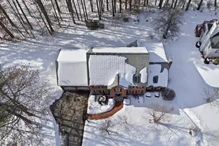 20 Salmon Brook Dr, Nashua, NH 03062 - Photo 4