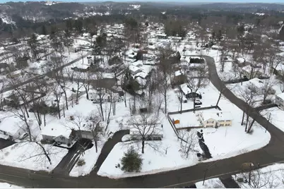 154 Westwood Drive, Nashua, NH 03062 - Photo 2