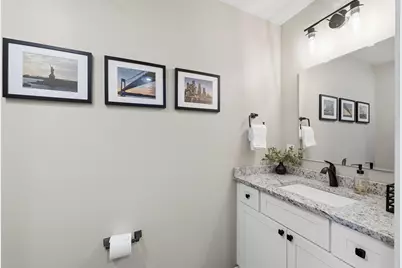 237 Woodview Way, Manchester, NH 03102 - Photo 6