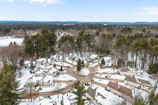 10 Houston Dr, Nashua, NH 03062 - Photo 34