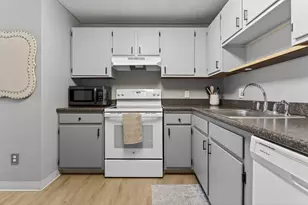 55 Log St, Manchester, NH 03102 - Photo 22