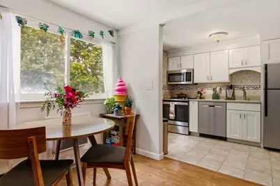 777 Middle Road #8, Portsmouth, NH 03801 - Photo 2