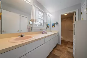 7 Meghan Dr, Nashua, NH 03063 - Photo 18