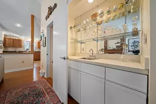 7 Meghan Dr, Nashua, NH 03063 - Photo 6