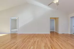 20 Cricketfield Ln, Hudson, NH 03051 - Photo 10