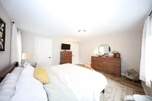 9 Lowell Ave, Dover, NH 03820 - Photo 2