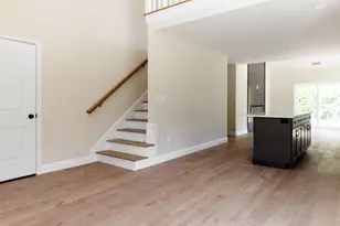 5 Cameron Ct, Hampstead, NH 03841 - Photo 4