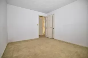 9 Clydesdale Rd, Salem, NH 03079 - Photo 16