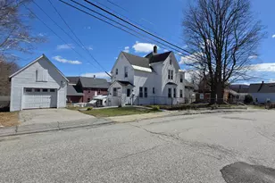 44 7th St, Berlin, NH 03570 - Photo 2