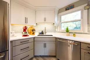 222 Portsmouth Ave, Stratham, NH 03885 - Photo 8