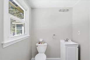 6 Hemlock Dr, Pelham, NH 03076 - Photo 24