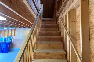 90 Tarbell St, Manchester, NH 03104 - Photo 52