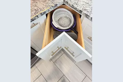 90 Tarbell Street, Manchester, NH 03104 - Photo 10