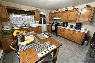 730 6th Ave, Berlin, NH 03570 - Photo 4