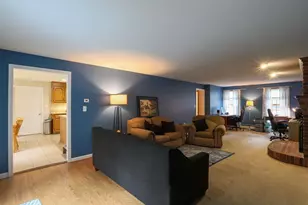 6 David Dr, Pelham, NH 03076 - Photo 10