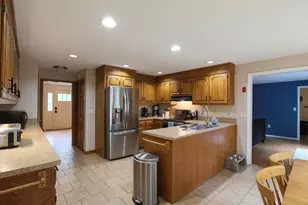 6 David Dr, Pelham, NH 03076 - Photo 2