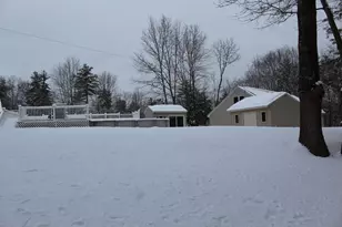 16 Towne Dr, Derry, NH 03038 - Photo 8