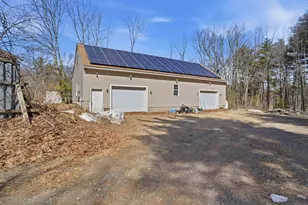 16 Towne Dr, Derry, NH 03038 - Photo 12