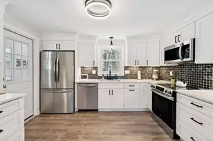 9 Berry Hill Rd, Hooksett, NH 03106 - Photo 6