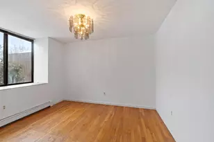 36 Silverton Dr, Nashua, NH 03062 - Photo 4