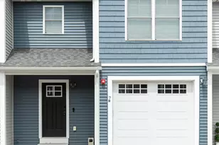 7 Dumaine Ave, Nashua, NH 03063 - Photo 4