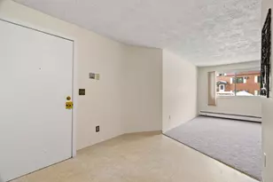 555 Calef Rd, Manchester, NH 03103 - Photo 22