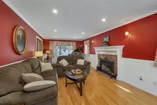 22 Nancy Ct, Alton, NH 03809 - Photo 4