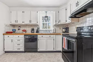 31 Pinecrest Dr, Goffstown, NH 03045 - Photo 16