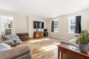 31 Pinecrest Dr, Goffstown, NH 03045 - Photo 12