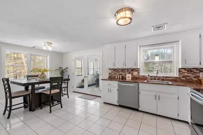 40 Westfall Road, Pelham, NH 03076 - Photo 16