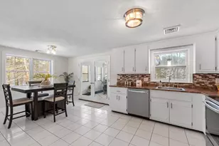 40 Westfall Rd, Pelham, NH 03076 - Photo 16