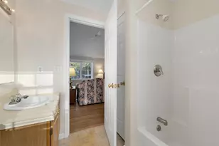 65 Glasgow Cir, Hudson, NH 03051 - Photo 28