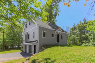 11 Sunset Ave, Hampstead, NH 03841 - Photo 2