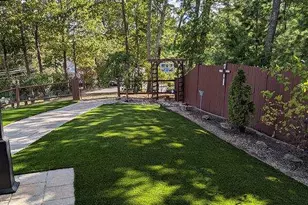 1 Grandview Ave, Derry, NH 03038 - Photo 6