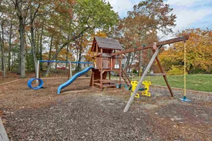 33 Cranleigh Mews, Nashua, NH 03063 - Photo 30