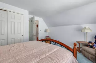 17 Cottage Cir, Lebanon, NH 03784 - Photo 18