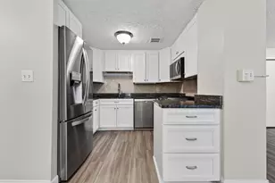 55 River Rd, Manchester, NH 03104 - Photo 1