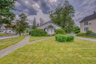 188 Cottage St, Littleton, NH 03561 - Photo 12