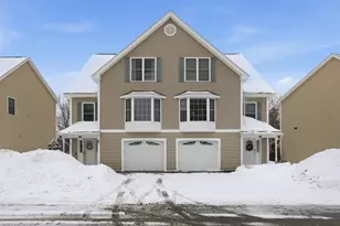 11 Canterberry Ct, Hudson, NH 03051 - Photo 1