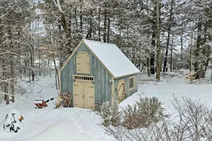 136 Lovering Ave, Loudon, NH 03307 - Photo 6