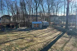 1409 Wellington Rd, Manchester, NH 03104 - Photo 28