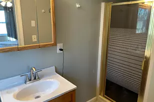 1409 Wellington Rd, Manchester, NH 03104 - Photo 18