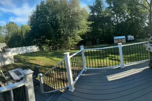 1409 Wellington Rd, Manchester, NH 03104 - Photo 32