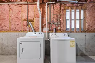 27 W Chamberlain Rd, Merrimack, NH 03054 - Photo 24