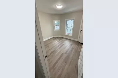 388 Belmont Street, Manchester, NH 03103 - Photo 8