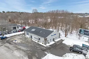 890 Lafayette Rd, Seabrook, NH 03874 - Photo 1